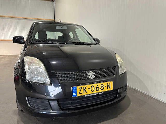 Suzuki swift 1.3 comfort zk-068-n - afbeelding 16 van  17