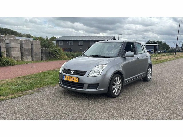 Suzuki swift 1.3 cool 2010 | 58-ndx-9 i - afbeelding 1 van  13