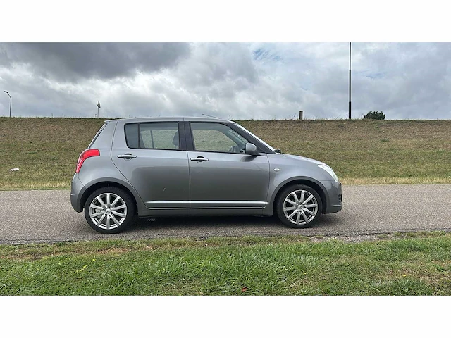 Suzuki swift 1.3 cool 2010 | 58-ndx-9 i - afbeelding 6 van  13