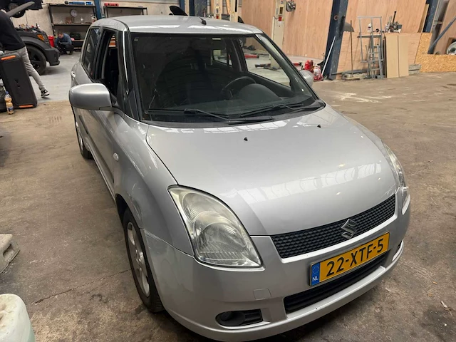 Suzuki swift 1.3 ga, 22-xtf-5 - afbeelding 5 van  11