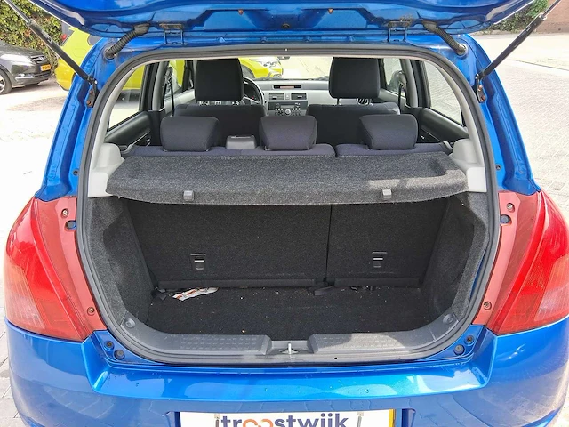 Suzuki swift 1.3 shogun 2007 | 55-tv-bs - afbeelding 16 van  26