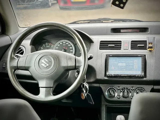 Suzuki swift 1.5 comfort, 78-zj-nv - afbeelding 3 van  17
