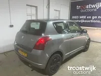 Suzuki swift 1.5 gls, 4-xzs-05 - afbeelding 5 van  16