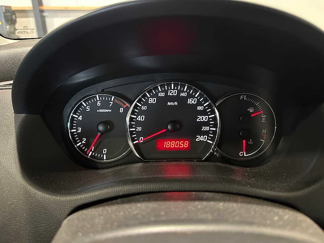 Suzuki swift 1.6 sport 83-jgd-1 - afbeelding 4 van  22