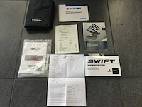 Suzuki swift personenauto - afbeelding 14 van  14