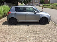 Suzuki swift personenauto - afbeelding 6 van  14