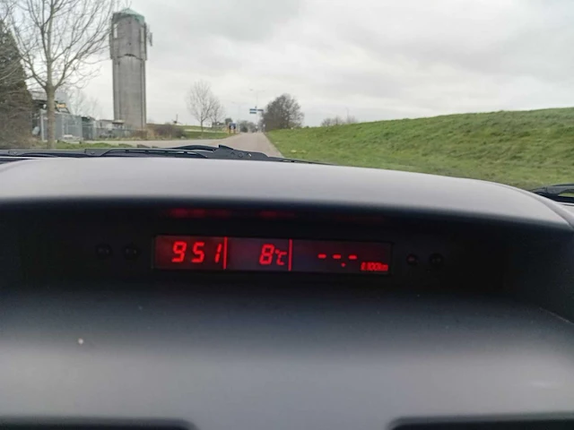 Suzuki sx4 1.6 comfort, 95-xp-rn - afbeelding 13 van  21