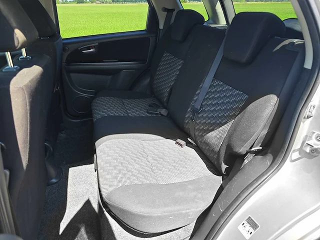 Suzuki sx4 1.6 shogun, 10-xn-rs - afbeelding 19 van  29