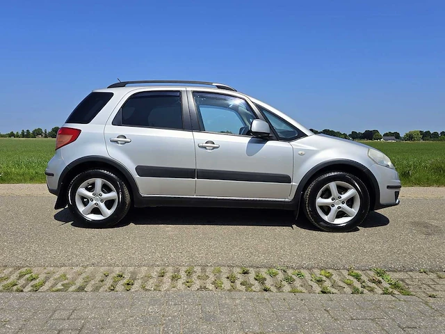 Suzuki sx4 1.6 shogun, 10-xn-rs - afbeelding 27 van  29