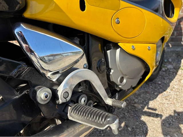 Suzuki tour gsx 600 f motorfiets - afbeelding 4 van  19