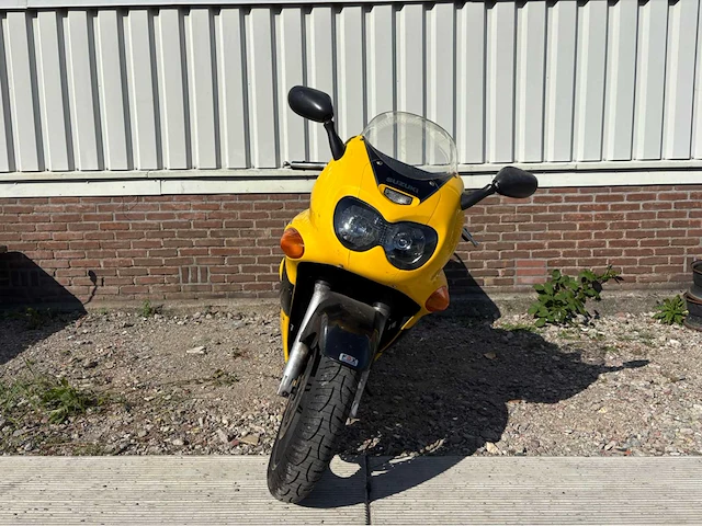 Suzuki tour gsx 600 f motorfiets - afbeelding 18 van  19
