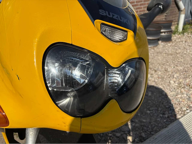 Suzuki tour gsx 600 f motorfiets - afbeelding 19 van  19