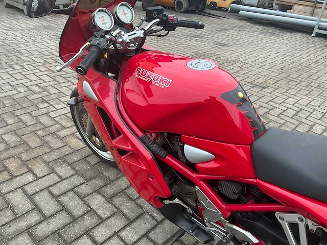 Suzuki tour motorfiets - afbeelding 15 van  16