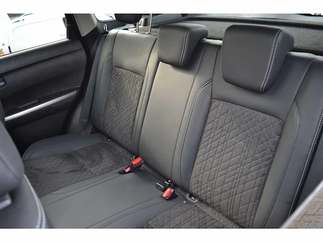 Suzuki vitara 1.5 glx hybrid allgrip pano - personenauto - afbeelding 7 van  21