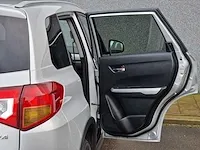 Suzuki vitara 1.6 exclusive | h-215-kg - afbeelding 16 van  41