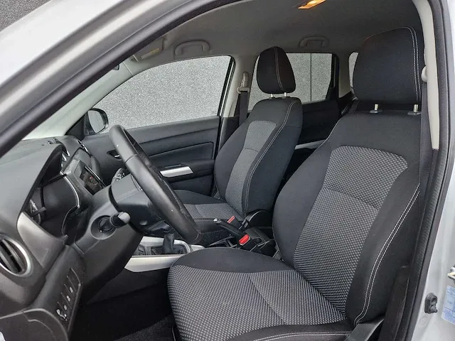 Suzuki vitara 1.6 exclusive | h-215-kg - afbeelding 34 van  41