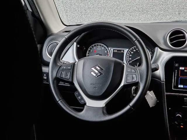 Suzuki vitara 1.6 exclusive | h-215-kg - afbeelding 38 van  41