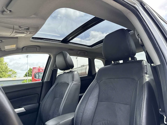 Suzuki vitara 1.6 high executive 2017 |pt-393-g - afbeelding 4 van  31
