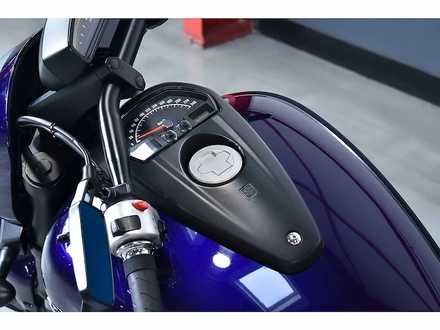 Suzuki vzr1800 intruder 1,8l v-twin - 2006 - afbeelding 9 van  59
