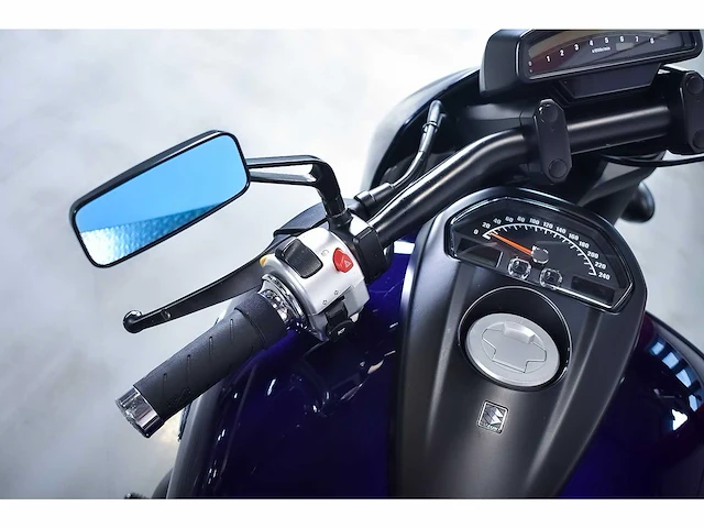 Suzuki vzr1800 intruder 1,8l v-twin - 2006 - afbeelding 14 van  59