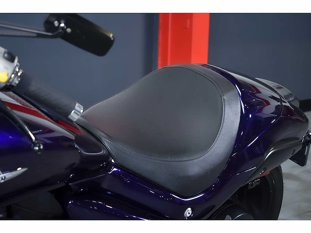 Suzuki vzr1800 intruder 1,8l v-twin - 2006 - afbeelding 19 van  59