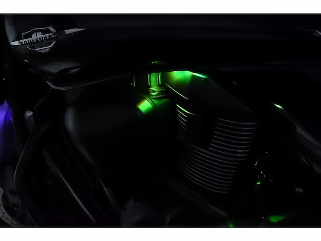 Suzuki vzr1800 intruder 1,8l v-twin - 2006 - afbeelding 54 van  59