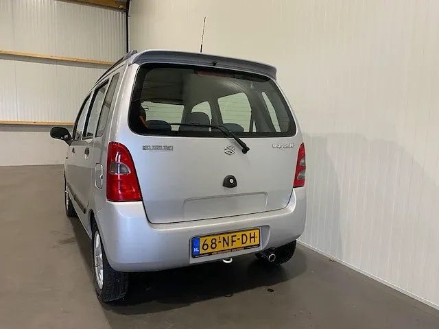 Suzuki wagon r+ 1.3 s-limited 68-nf-dh - afbeelding 12 van  17