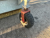 Sweep straatveegmachine - afbeelding 7 van  13