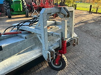 Sweep straatveegmachine - afbeelding 5 van  13