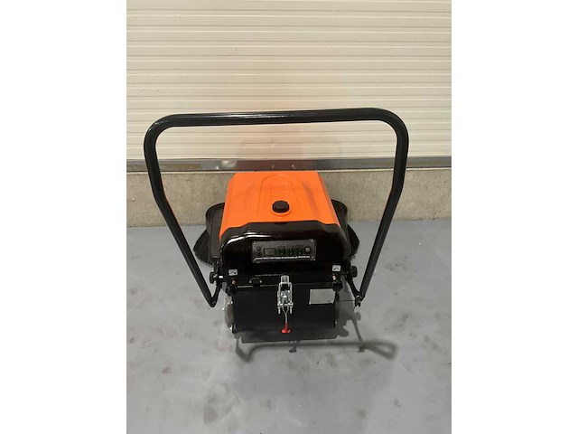 Sweeper - 2025 - t1050 - zelfrijdende veegmachine - afbeelding 11 van  14