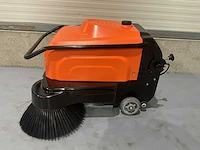 Sweeper - t1050 - zelfrijdende veegmachine - afbeelding 7 van  12