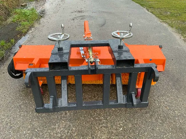 Sweeper sdmf-180 rolbezem met opvangbak - afbeelding 3 van  6