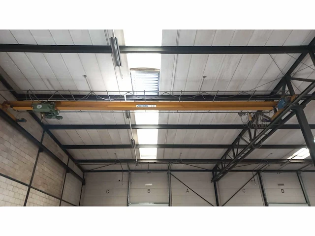 Swf / abus - 1984 - overhead crane - bovenloopkraan 1.6t - afbeelding 1 van  3