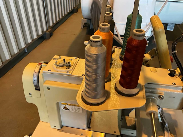 Swf swf/a-t601c borduurmachine - afbeelding 6 van  19