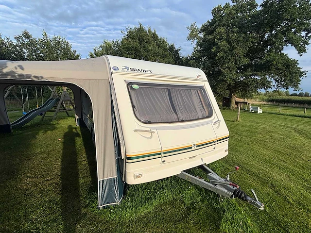 Swift - toscane - swift 490/2 - caravan - afbeelding 2 van  24