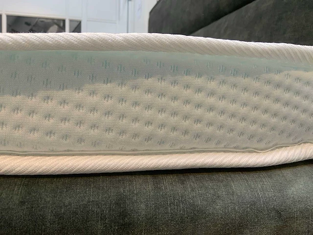 Swiss sense / diks bedmakers topmatras deluxe comfort koudschuim split topper b180 x l200 cm - afbeelding 10 van  10