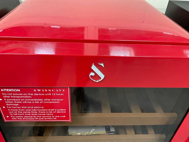 Swisscave wl 120 f red vrijstaande wijnkoelkast - afbeelding 5 van  6
