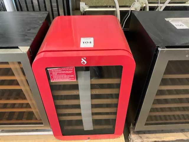 Swisscave wl 120 f red vrijstaande wijnkoelkast - afbeelding 6 van  6