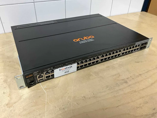 Switch - aruba - j9728a - afbeelding 1 van  3