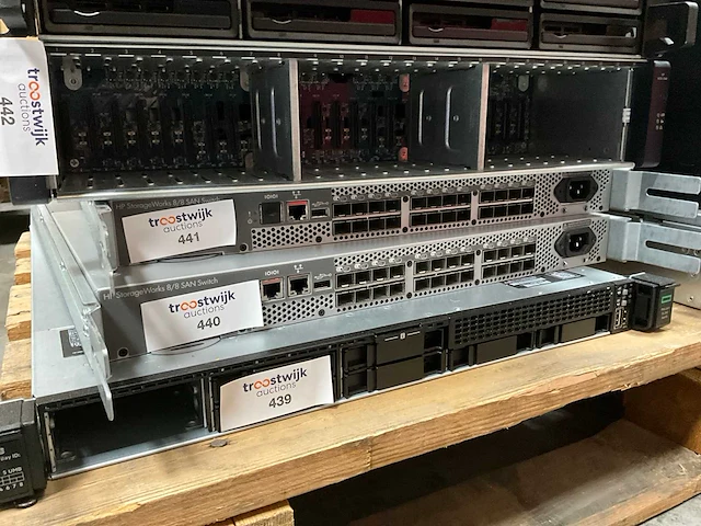 Switch - hp - am866b - afbeelding 1 van  2