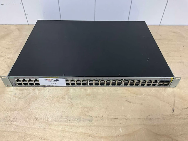 Switch - hp - j9984a - afbeelding 2 van  4