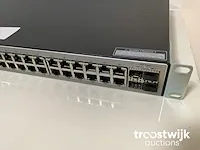 Switch - afbeelding 3 van  4