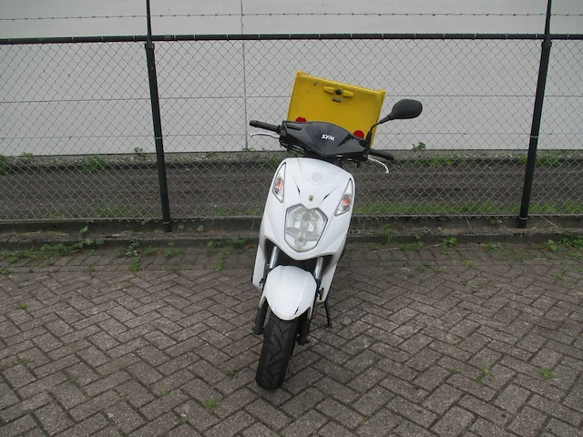 Sym - bezorg bromscooter - x-pro - scooter - afbeelding 5 van  11