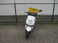 Sym - bezorg bromscooter - x-pro - scooter - afbeelding 5 van  11