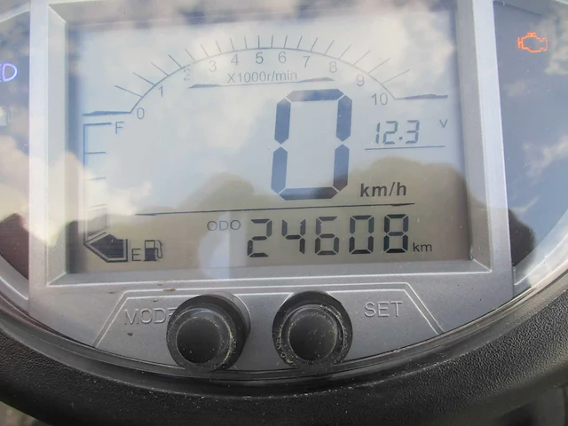 Sym - bezorg bromscooter - x-pro e5 - scooter - afbeelding 3 van  11