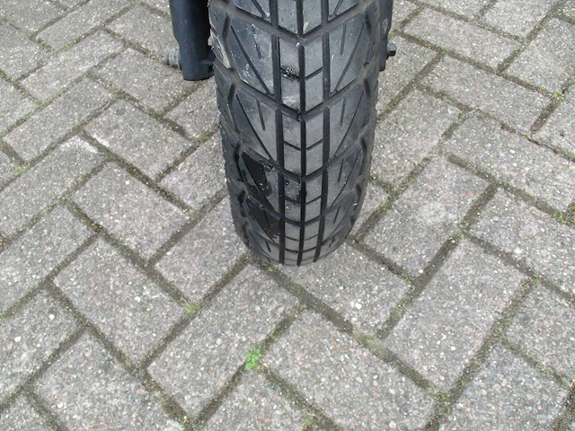 Sym - bezorgbromscooter - x-pro - scooter - afbeelding 6 van  11