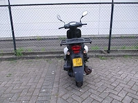 Sym - bezorgbromscooter - x-pro - scooter - afbeelding 10 van  11