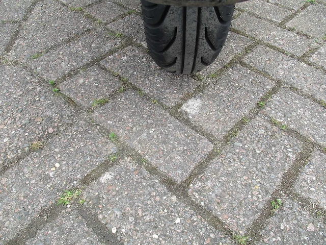 Sym - bezorgbromscooter - x-pro - scooter - afbeelding 11 van  11