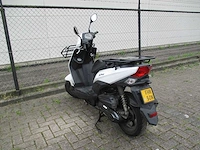 Sym - bezorgbromscooter - x-pro e5 injectie - scooter - afbeelding 2 van  11