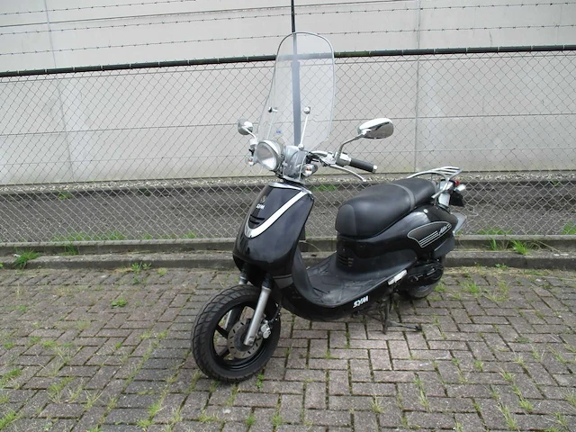 Sym - bromscooter - allo - scooter - afbeelding 4 van  11
